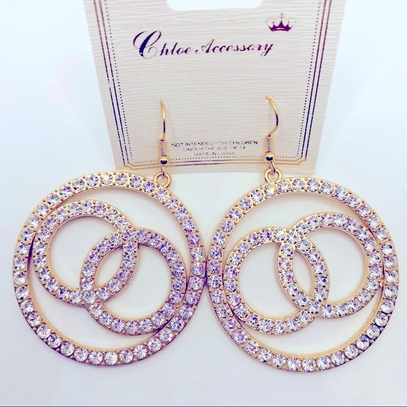 Earrings Crystal Forever Love Very Sparkly! BRAND NEW  Won’t Tarnish - Picture 2 of 8